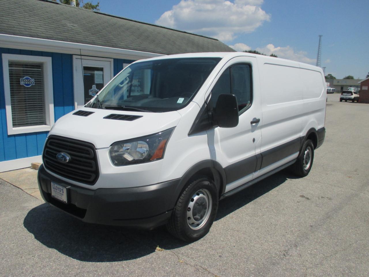 ford transit van 2017 1FTYE1ZM8HKB26560 image ford transit van 2017 1FTYE1ZM8HKB26560 image